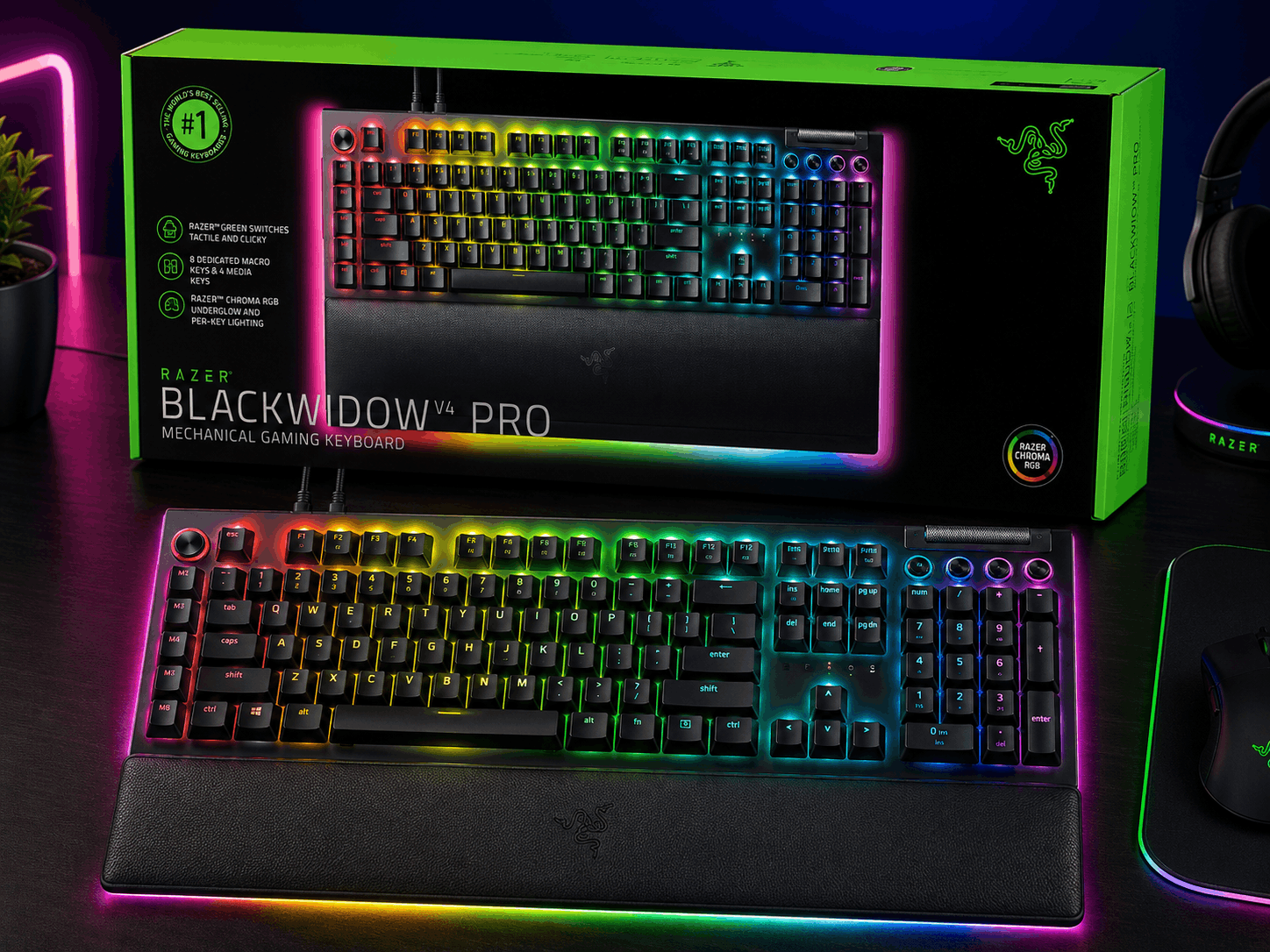 کیبورد سیم دار گیمینگ ریزر مدل RAZER BLACKWIDOW V4 PRO مشکی