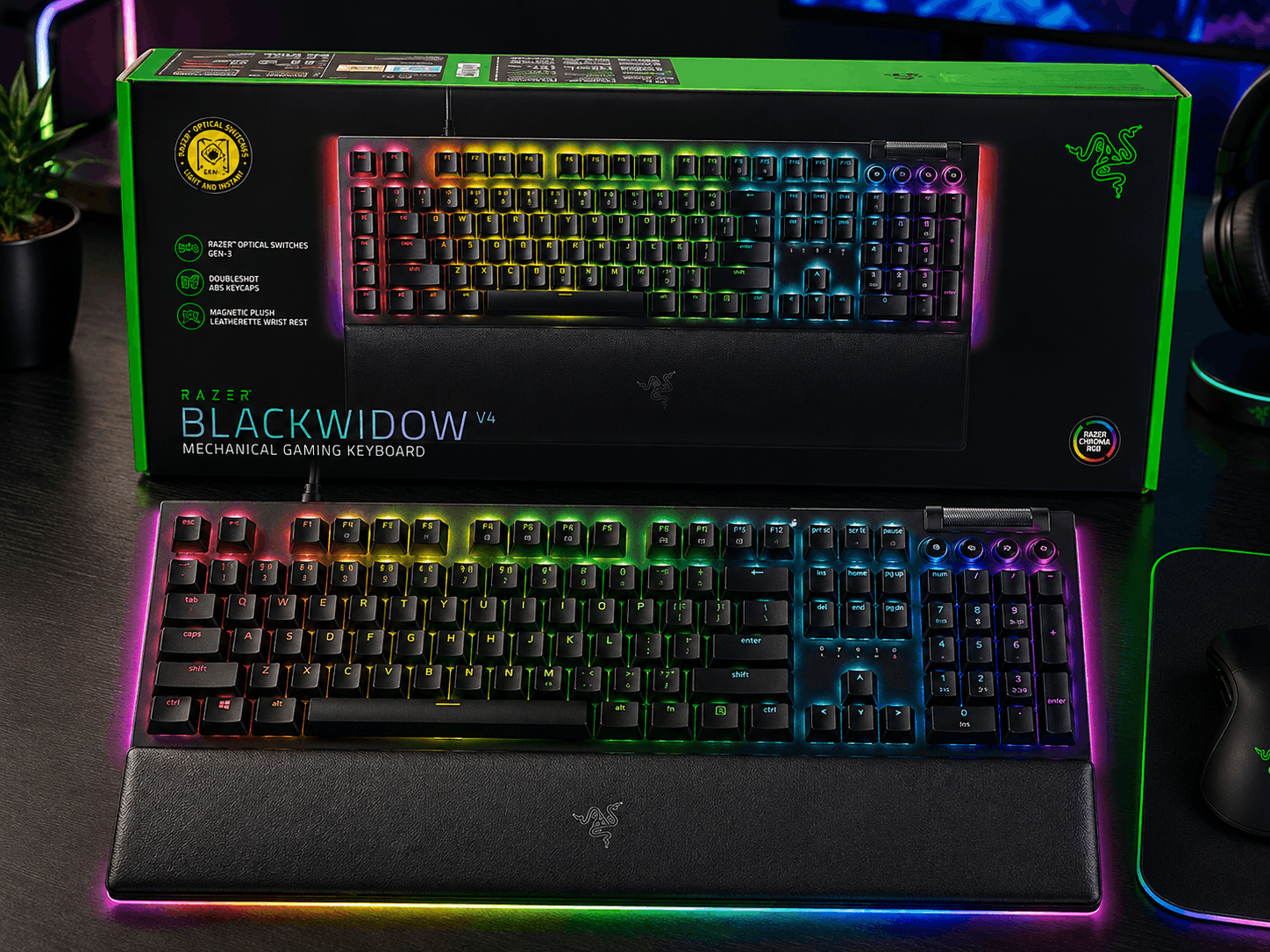 کیبورد سیم دار گیمینگ ریزر مدل RAZER BLACKWIDOW V4 Green Switch